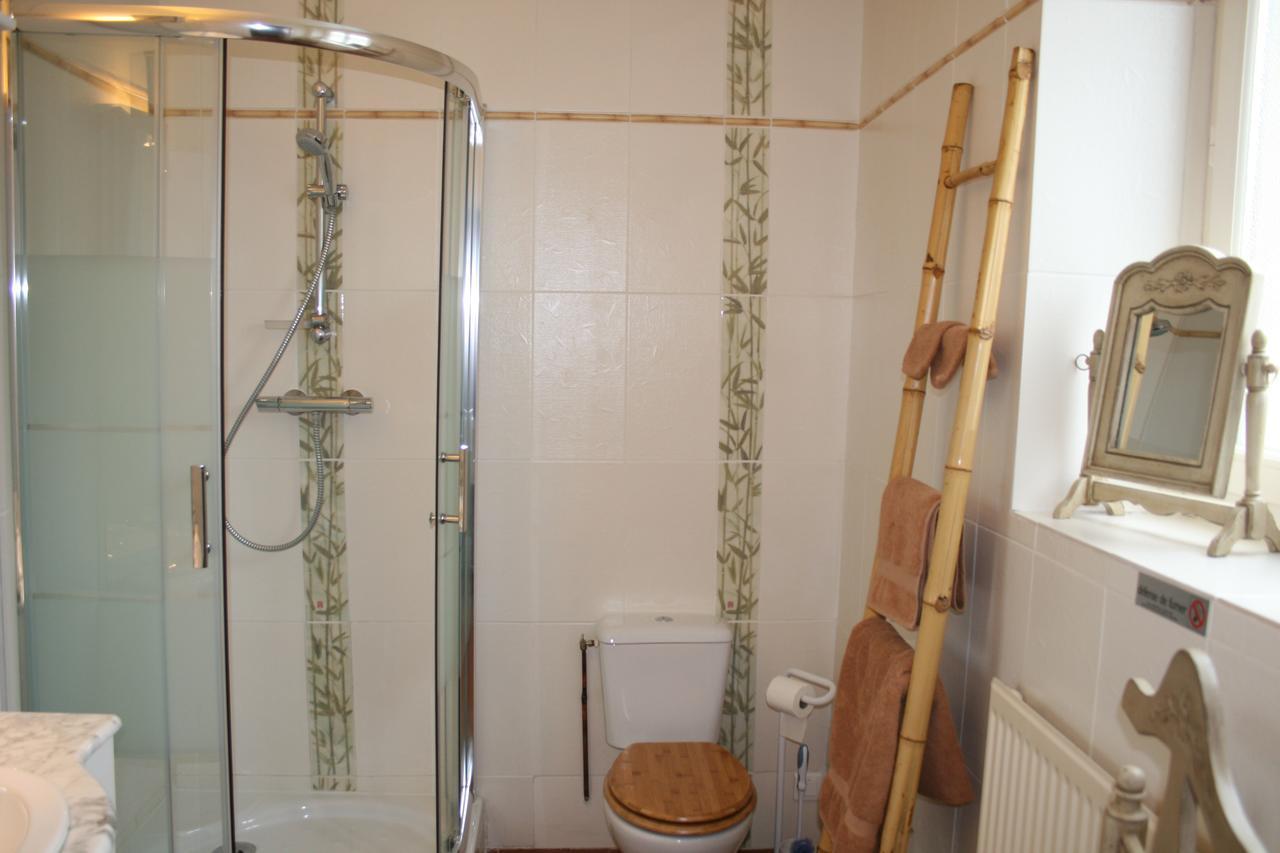 Chambres D'Hotes Le Petit Nailly Magny-les-Hameaux Zewnętrze zdjęcie